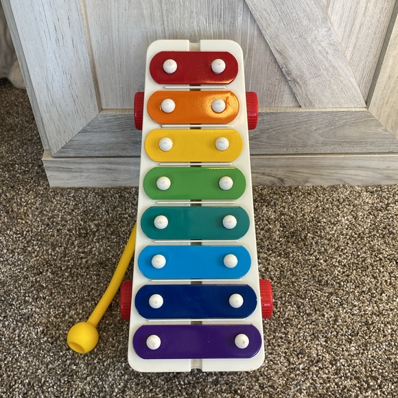 Fisher Price Classics Xylophone 11 Inch Vintage from before 2000 Pull Roll - Picture 3 of 7